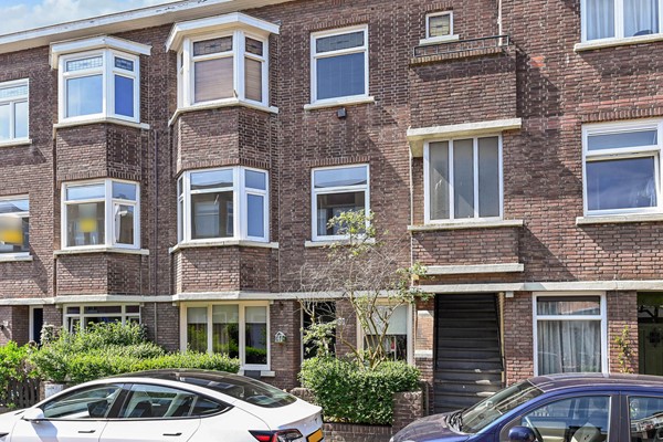 Onder bod: Bennekomstraat 21, 2573 RA Den Haag